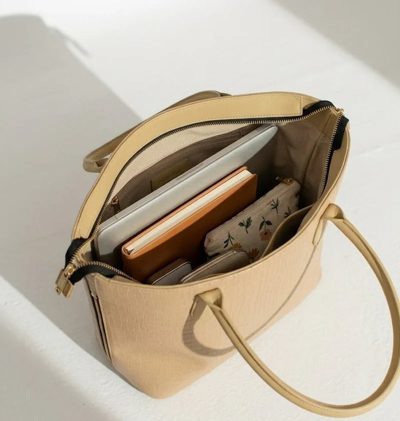 Elegant Croc Texture Tote Handbag for Women